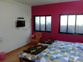 rooms rooms